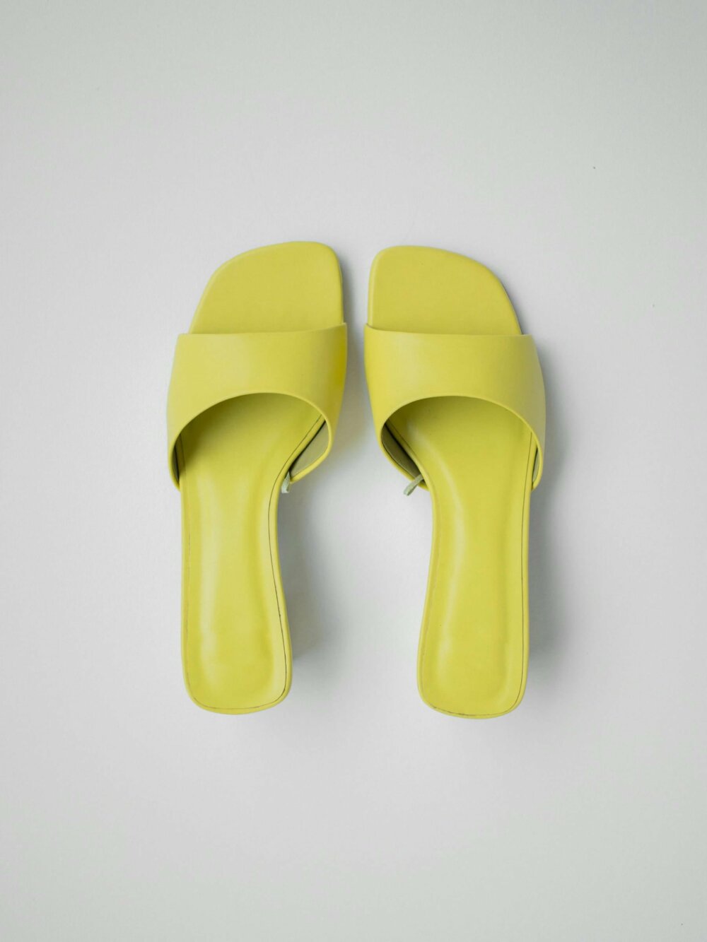 Slingback heeled sandals
